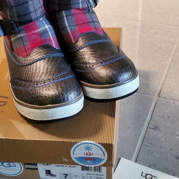 Ugg Australia Marrais Wool Lined Duck Boot with Buckles - Picture 2 of 4